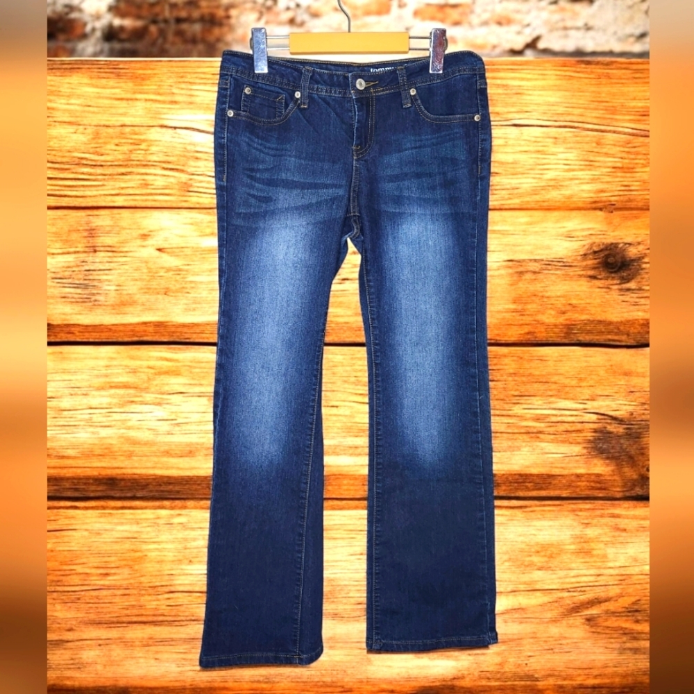 TOMMY GIRL Medium Wash Bootcut- 7 - Picture 2 of 6